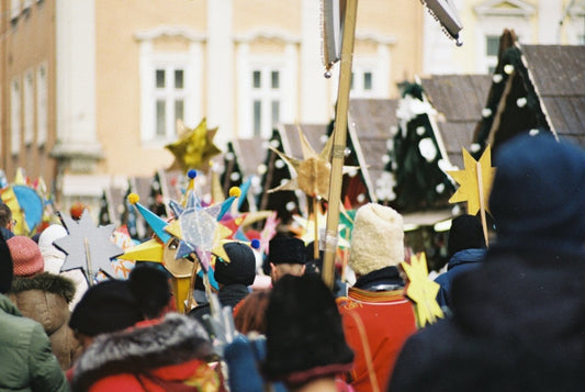 Autres pays, autres coutumes : Coutumes de Noël du monde - NIKIN CH
