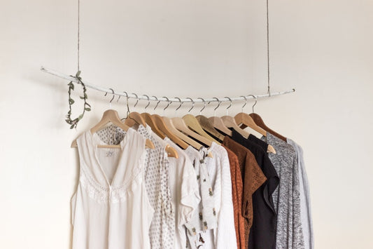 Capsule Wardrobe - Tips from the NIKIN Product Team - NIKIN CH