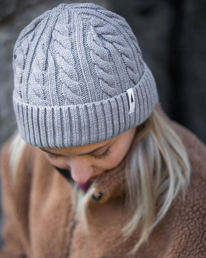 Treeanie Cable Knit Cool Grey